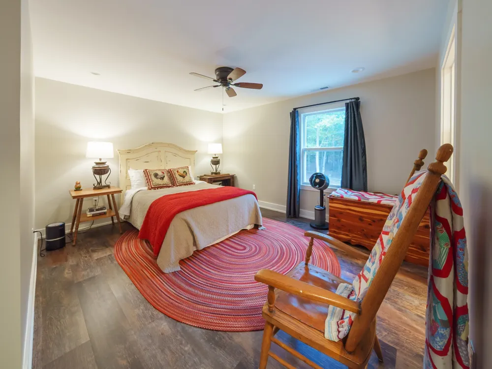 303 N Lake Dr Altamont, TN 37301