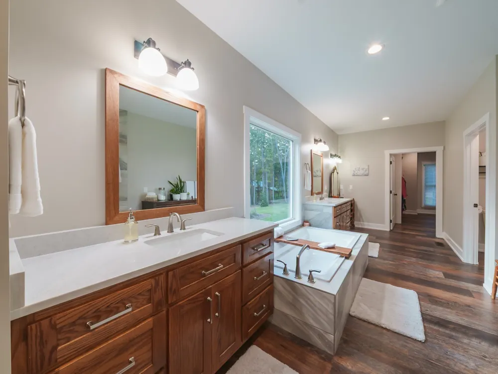 303 N Lake Dr Altamont, TN 37301