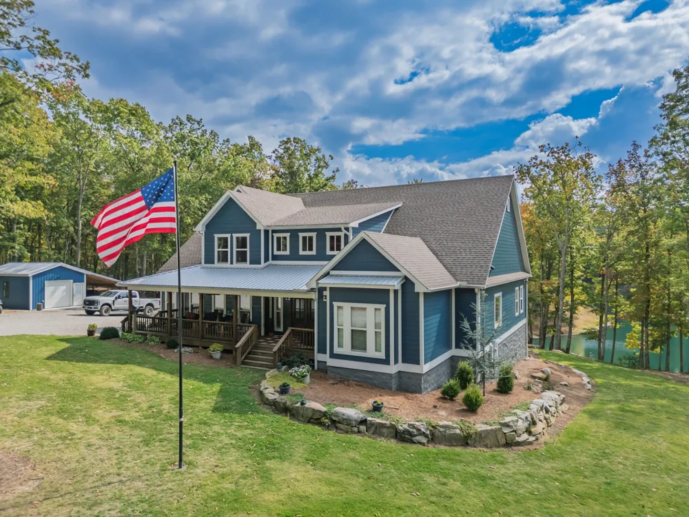 303 N Lake Dr Altamont, TN 37301