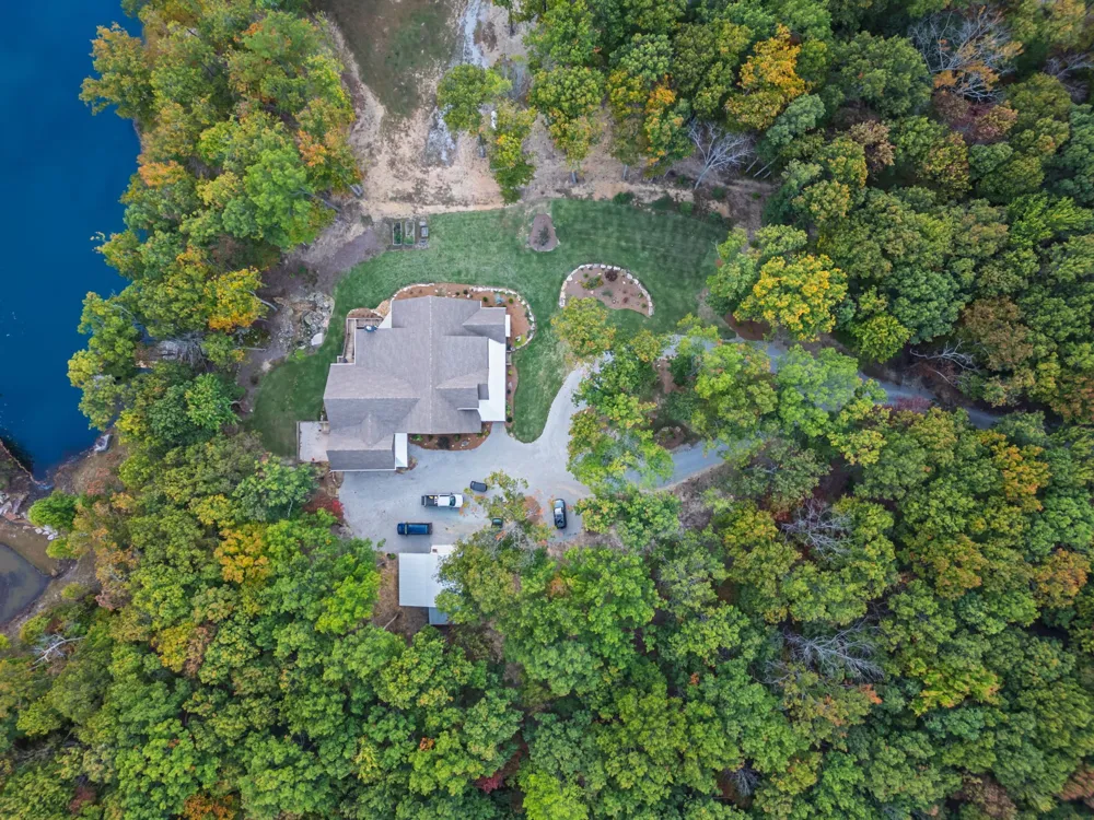 303 N Lake Dr Altamont, TN 37301