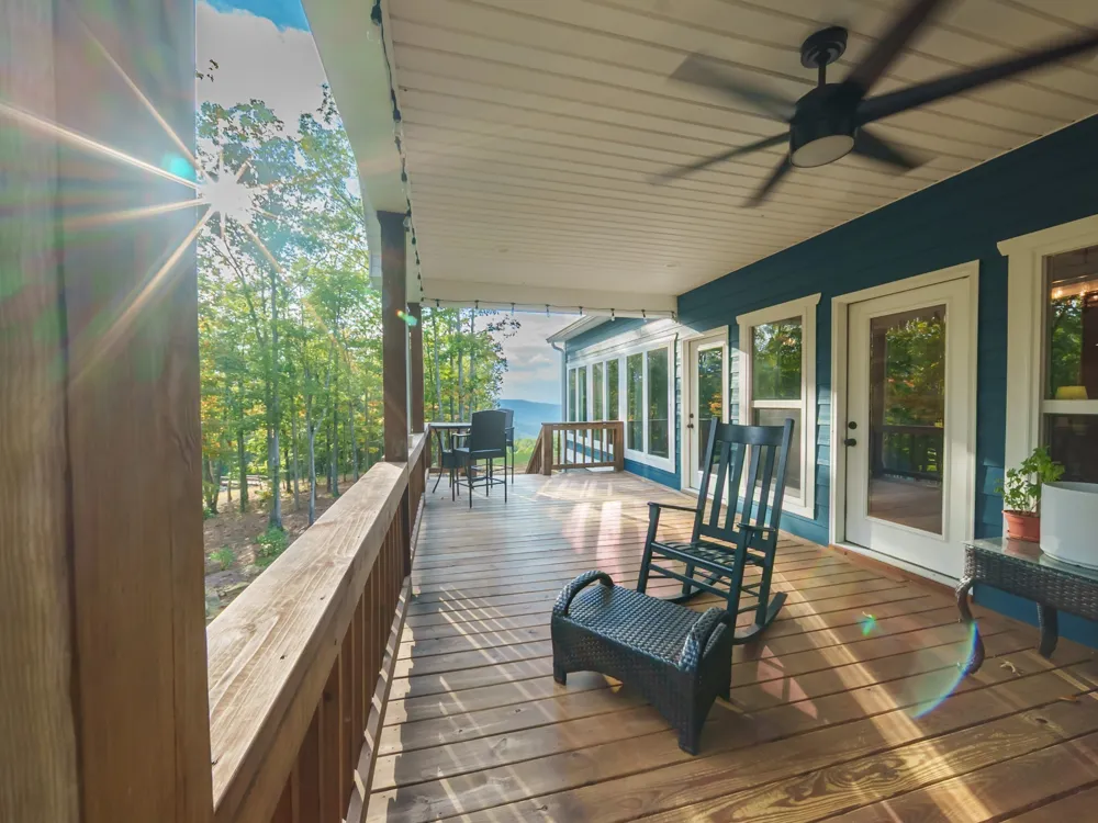 303 N Lake Dr Altamont, TN 37301