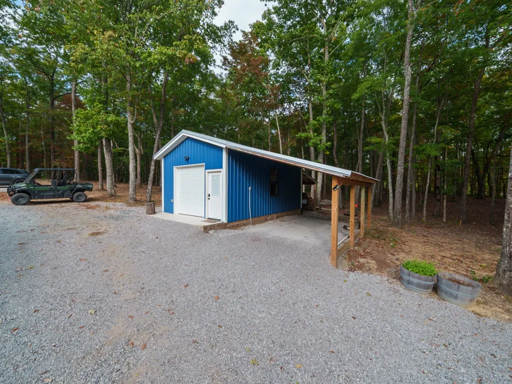 303 N Lake Dr Altamont, TN 37301