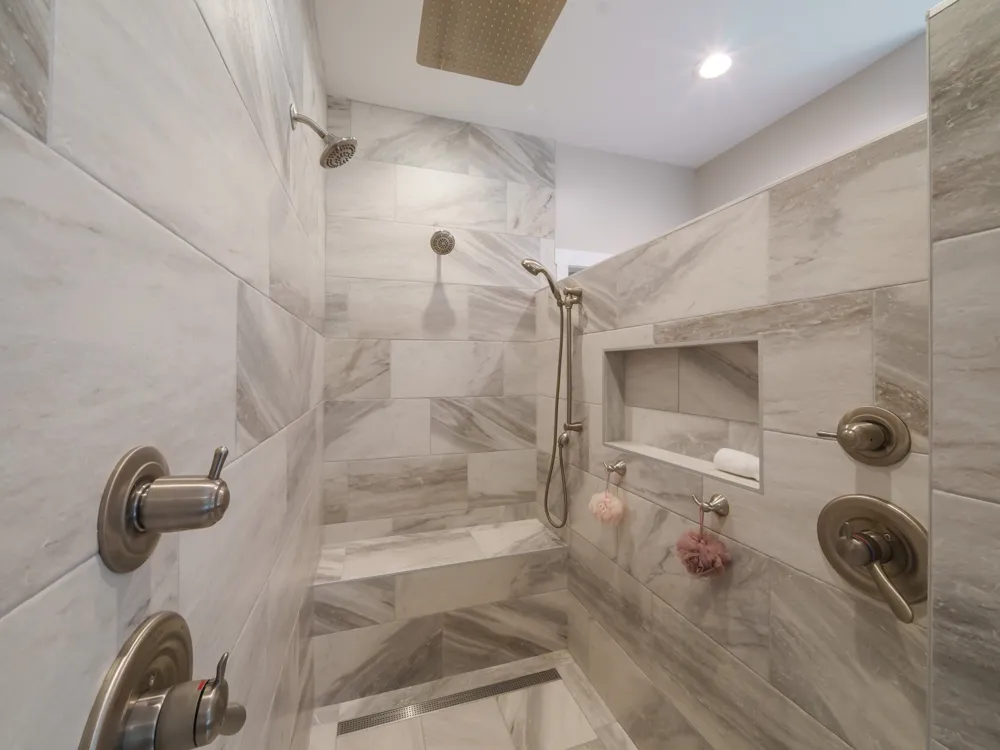 303 N Lake Dr Altamont, TN 37301