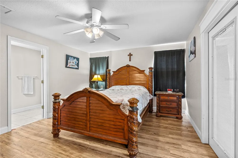 1945 FERN PALM DRIVE Edgewater, FL 32141