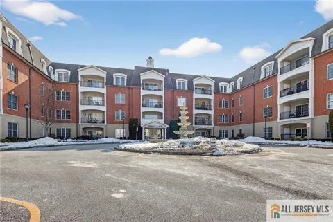 315 Regency Place #315