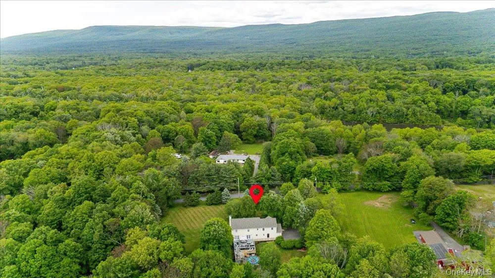 124 Rutsonville Road Wallkill, NY 12589