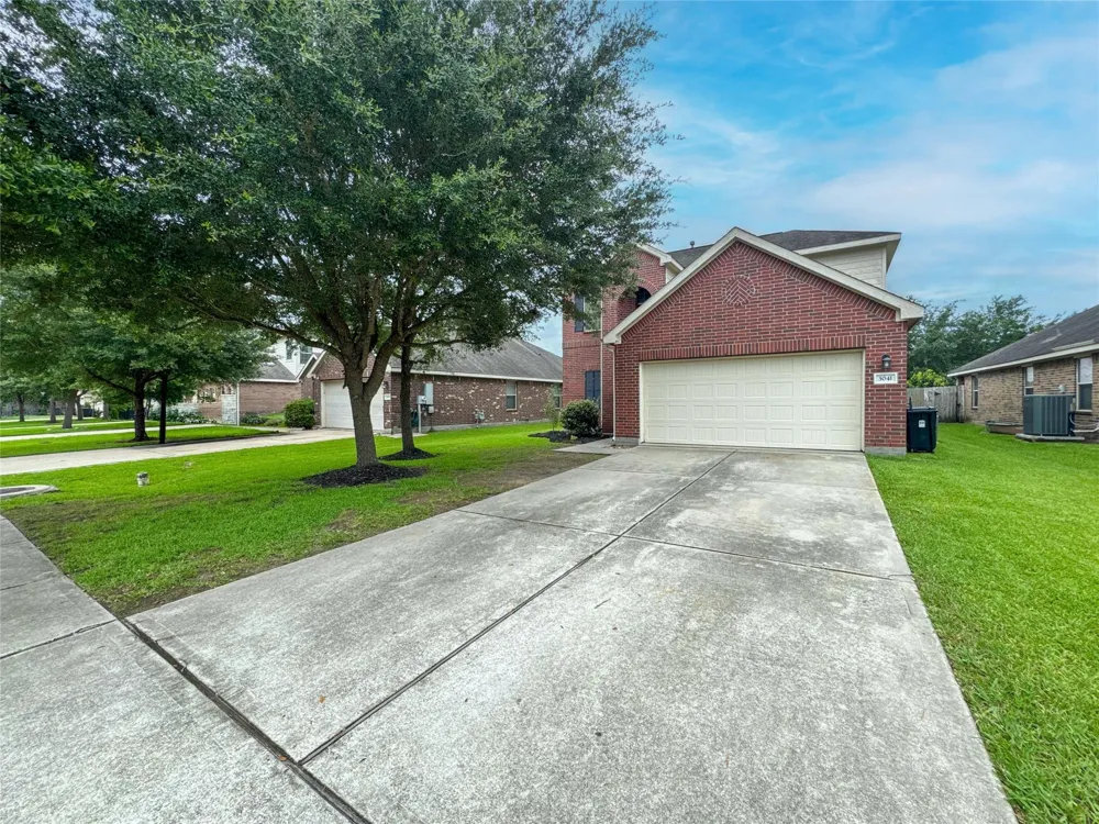 3041 Boxwood Springs Lane Dickinson, TX 77539