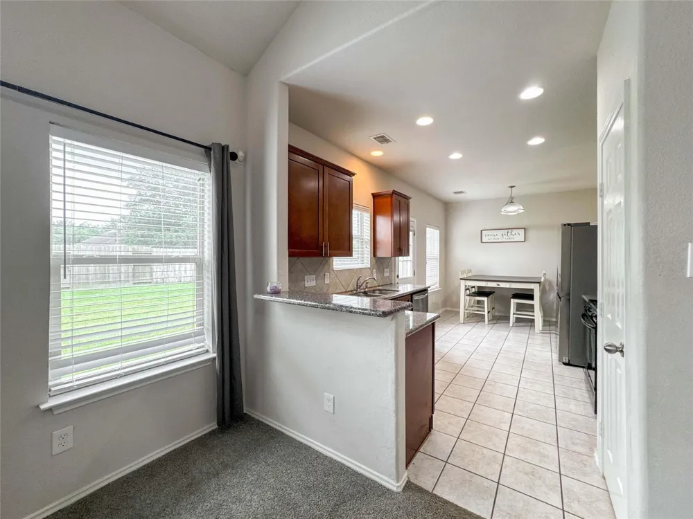 3041 Boxwood Springs Lane Dickinson, TX 77539