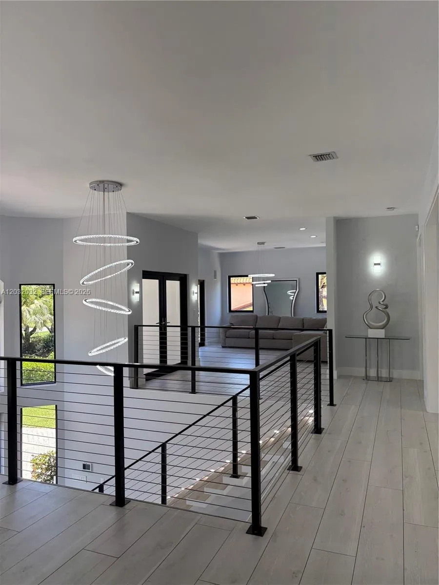 6220 SW 144th St Coral Gables, FL 33158