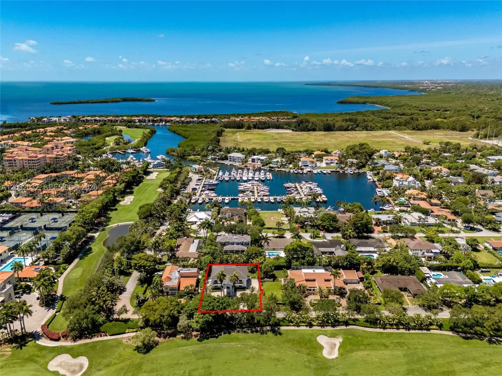 6220 SW 144th St Coral Gables, FL 33158
