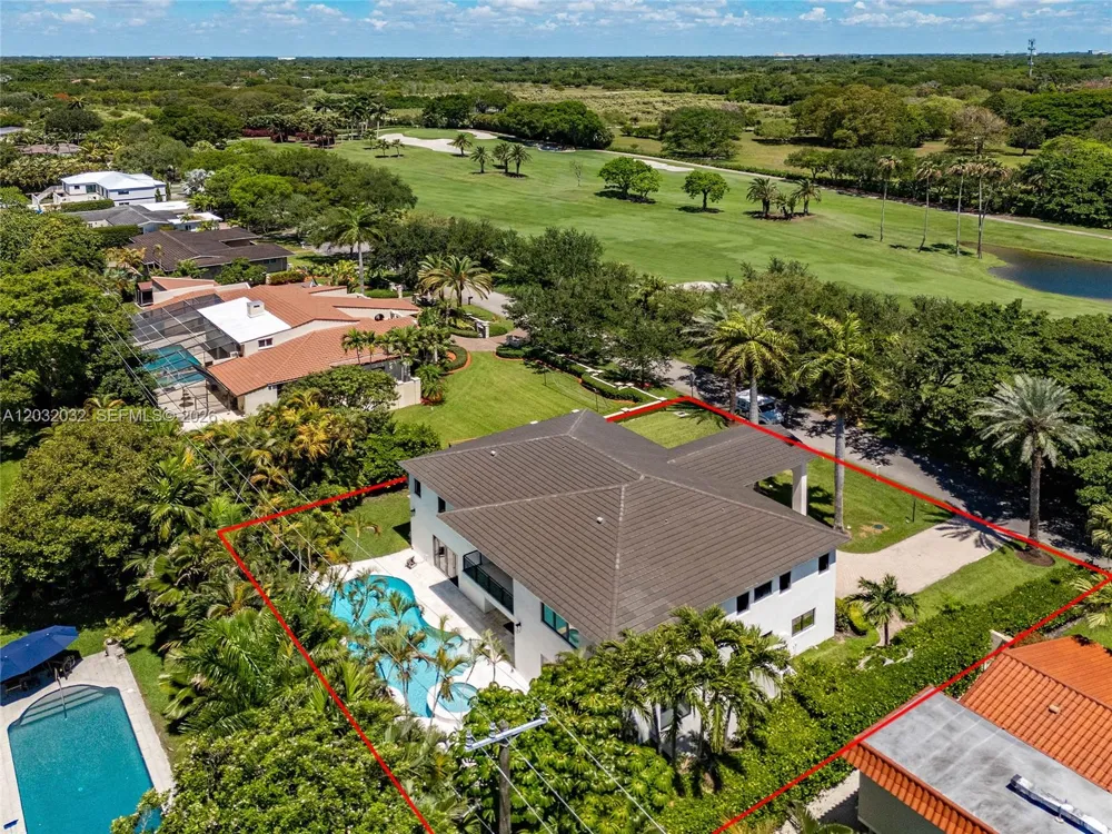 6220 SW 144th St Coral Gables, FL 33158
