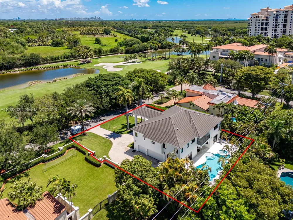 6220 SW 144th St Coral Gables, FL 33158