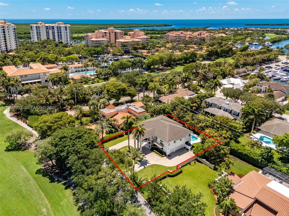 6220 SW 144th St Coral Gables, FL 33158