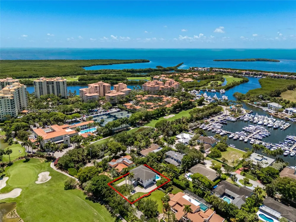 6220 SW 144th St Coral Gables, FL 33158
