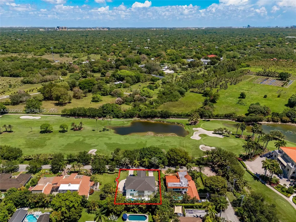 6220 SW 144th St Coral Gables, FL 33158