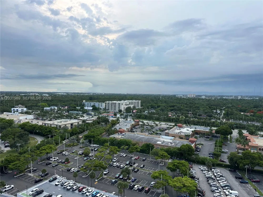 18051 Biscayne Blvd #PH05 Aventura, FL 33160