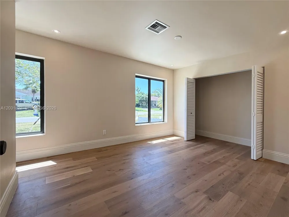 8845 SW 176th Ter Palmetto Bay, FL 33157