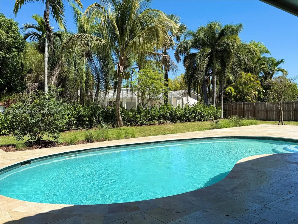 8845 SW 176th Ter Palmetto Bay, FL 33157