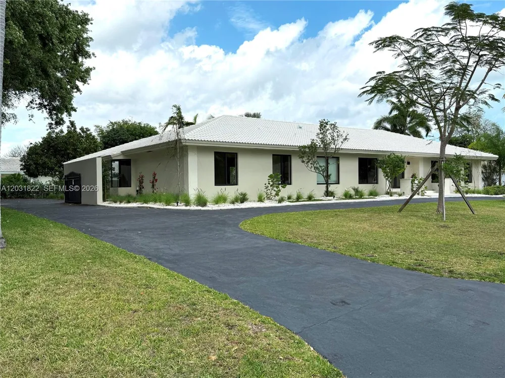 8845 SW 176th Ter Palmetto Bay, FL 33157