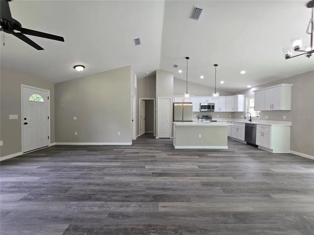 30 SEQUOIA DRIVE TRACE Ocklawaha, FL 32179