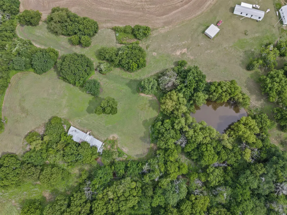167 Hcr 4105 Covington, TX 76636