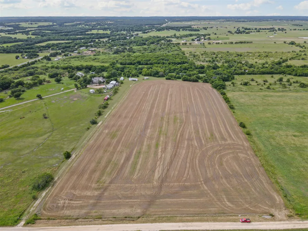 167 Hcr 4105 Covington, TX 76636