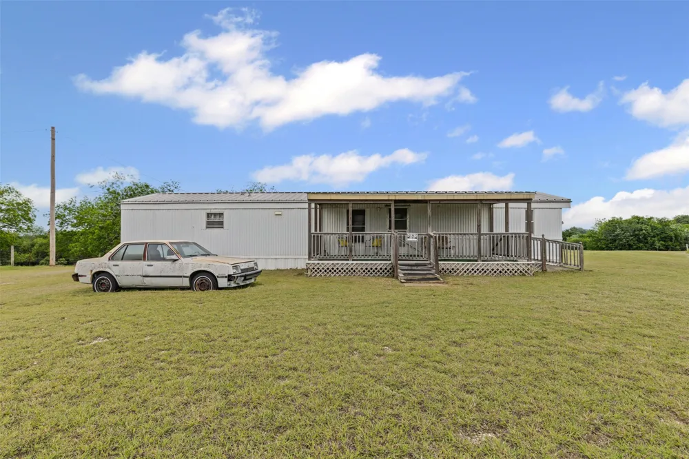 167 Hcr 4105 Covington, TX 76636