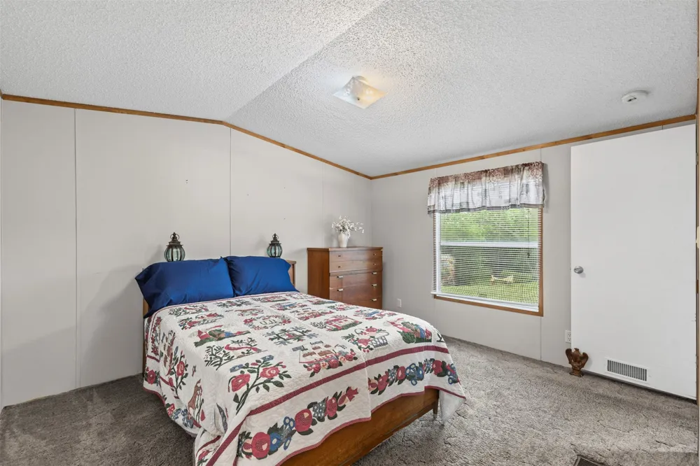167 Hcr 4105 Covington, TX 76636