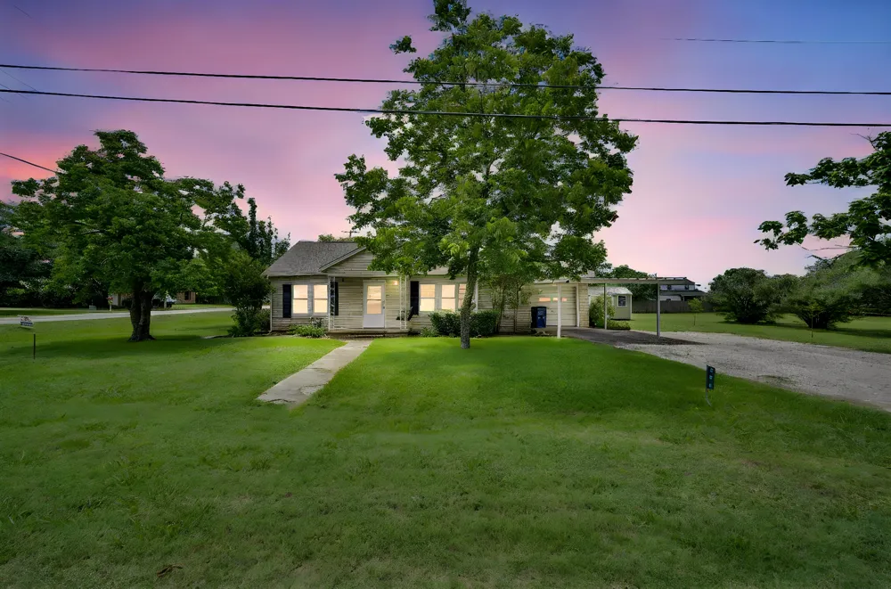 508 E Henderson Street Itasca, TX 76055