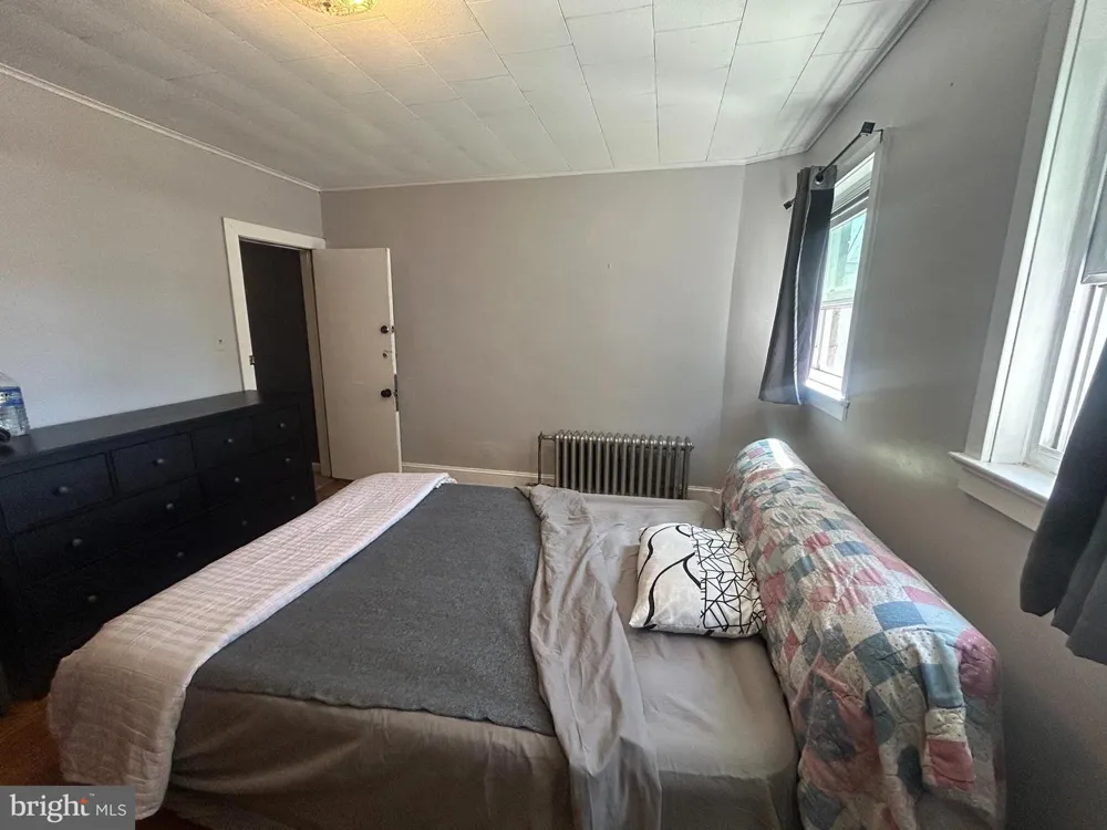 145 BAYARD STREET Trenton, NJ 08611