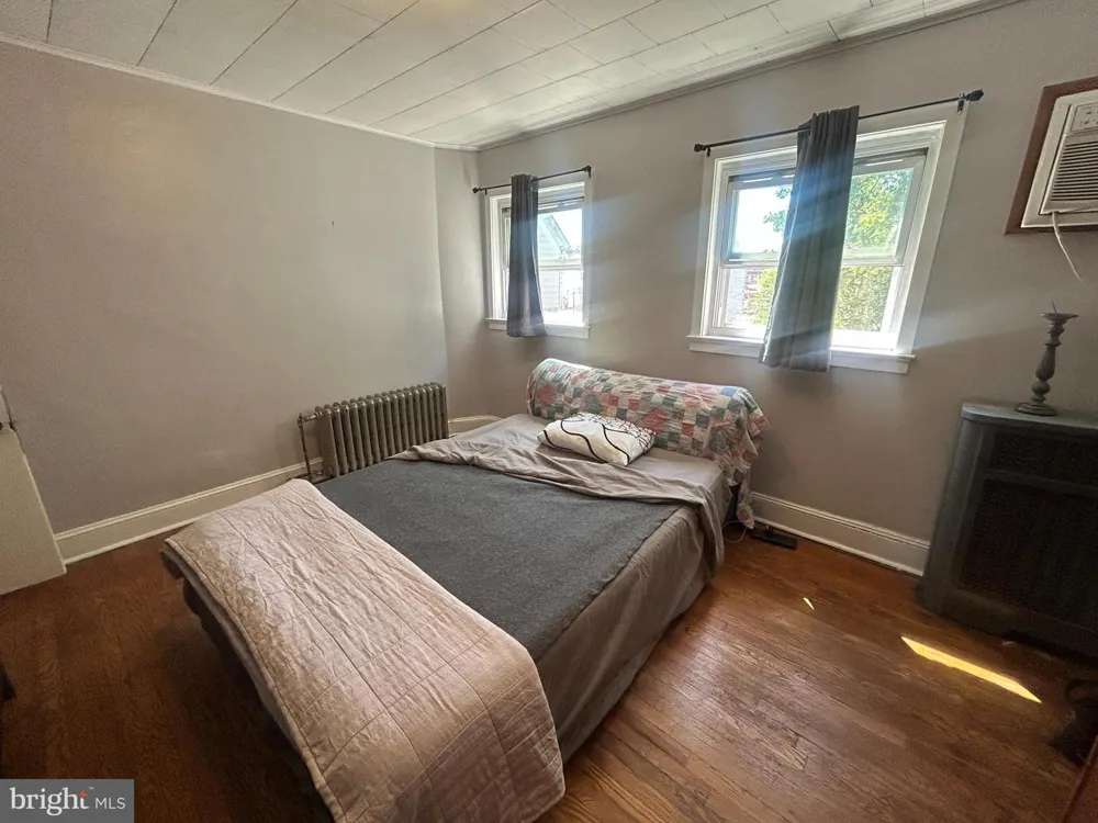 145 BAYARD STREET Trenton, NJ 08611