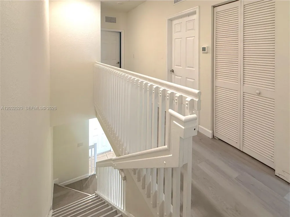 10606 W 32nd Ln Hialeah, FL 33018