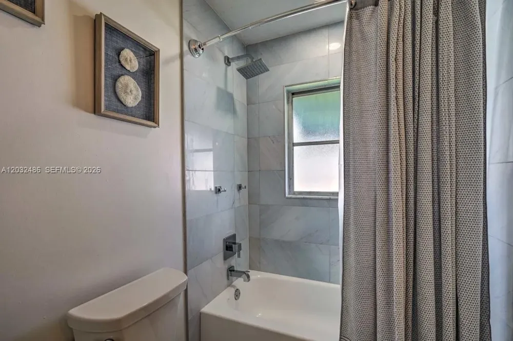 558 102nd Ave #0 Naples, FL 34108