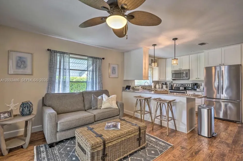 558 102nd Ave #0 Naples, FL 34108