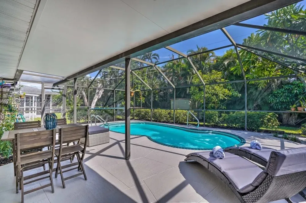 558 102nd Ave #0 Naples, FL 34108