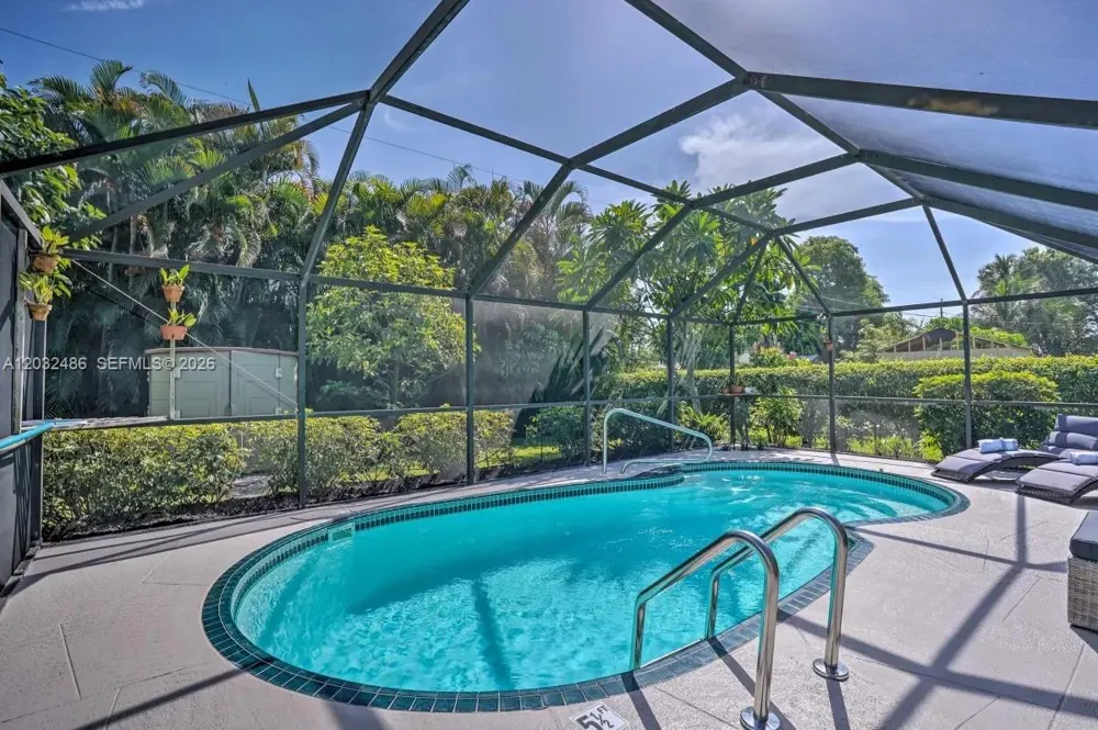 558 102nd Ave #0 Naples, FL 34108
