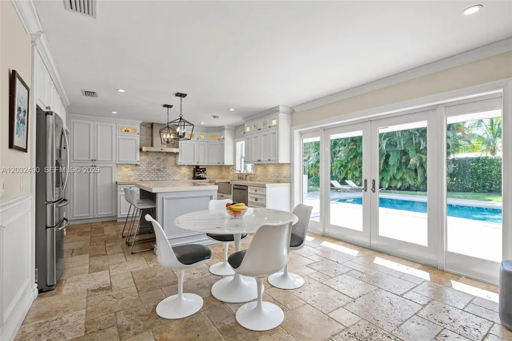 7360 SW 115th St Pinecrest, FL 33156