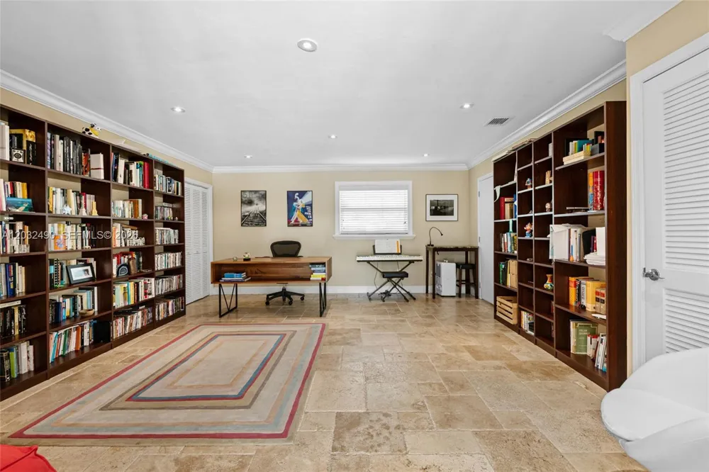 7360 SW 115th St Pinecrest, FL 33156