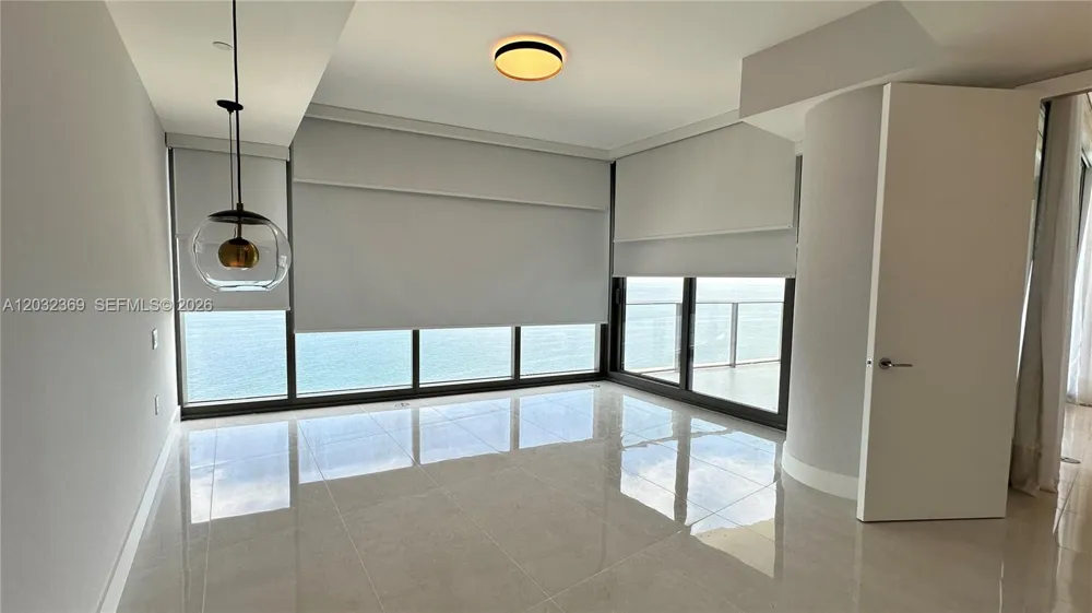 15701 Collins Ave #3804 Sunny Isles Beach, FL 33160