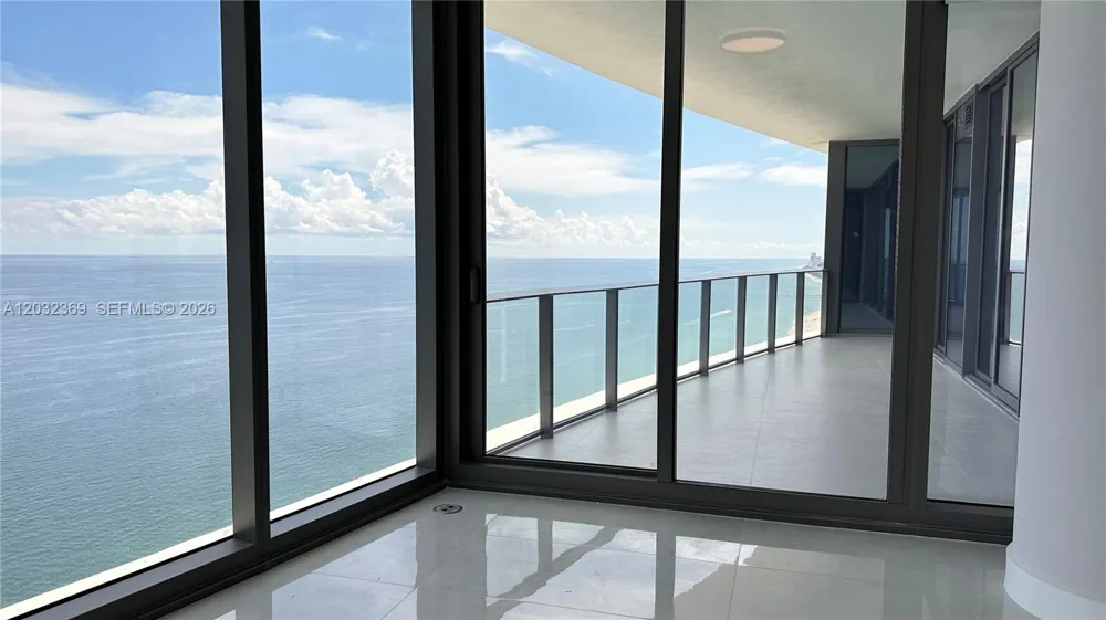 15701 Collins Ave #3804 Sunny Isles Beach, FL 33160