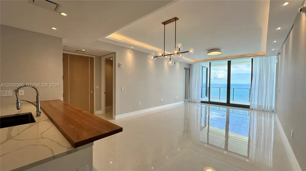 15701 Collins Ave #3804 Sunny Isles Beach, FL 33160