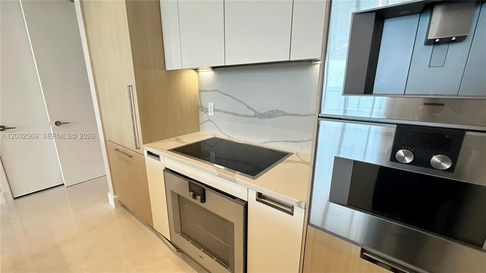 15701 Collins Ave #3804 Sunny Isles Beach, FL 33160