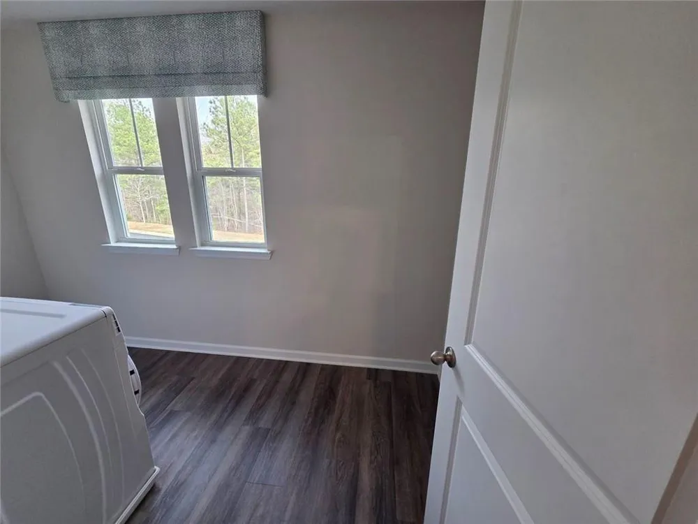 189 Water Oak Way Dawsonville, GA 30534