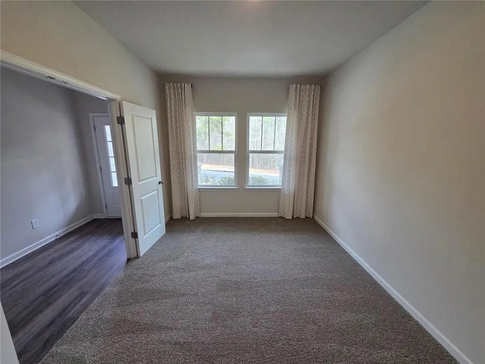 189 Water Oak Way Dawsonville, GA 30534