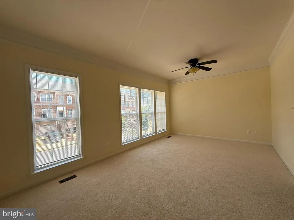 21929 BAYARD TERRACE Broadlands, VA 20148