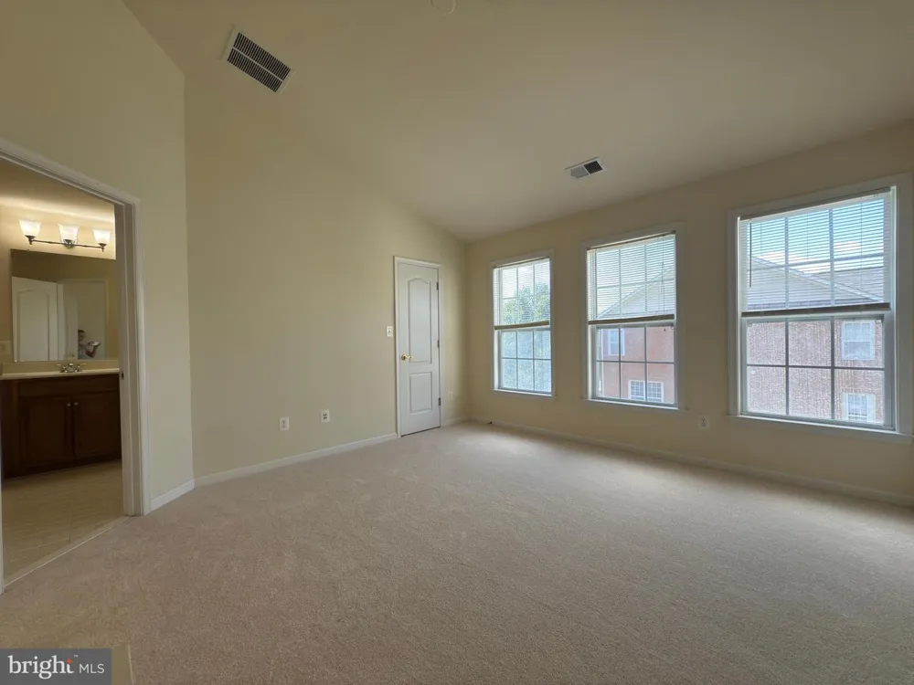 21929 BAYARD TERRACE Broadlands, VA 20148