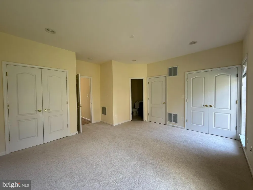21929 BAYARD TERRACE Broadlands, VA 20148