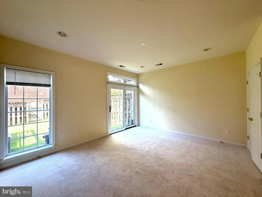 21929 BAYARD TERRACE Broadlands, VA 20148