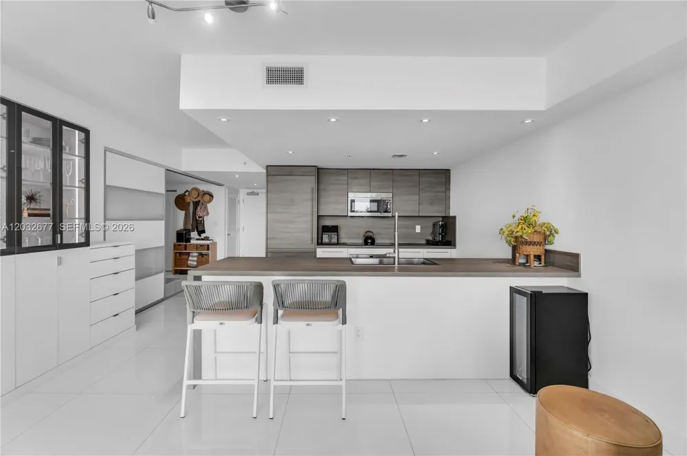 400 Sunny Isles Blvd #1917   |TWO STORIES Sunny Isles Beach, FL 33160