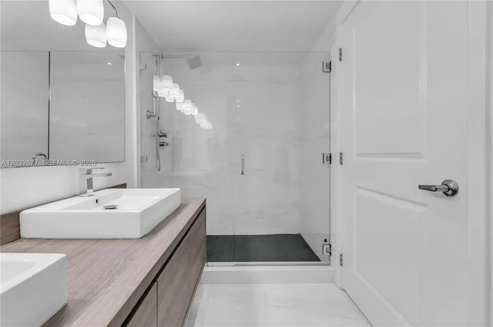 400 Sunny Isles Blvd #1917   |TWO STORIES Sunny Isles Beach, FL 33160